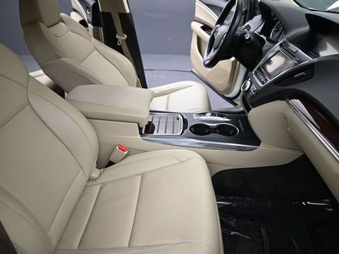 Used 2016 Acura MDX w/ Technology Package AWD/4WD image 19