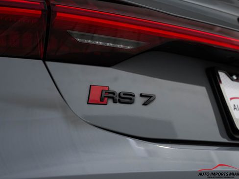 Used 2022 Audi RS 7 4.0T image 22