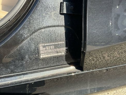 Used 2023 BMW 330e 330e iPerformance image 37