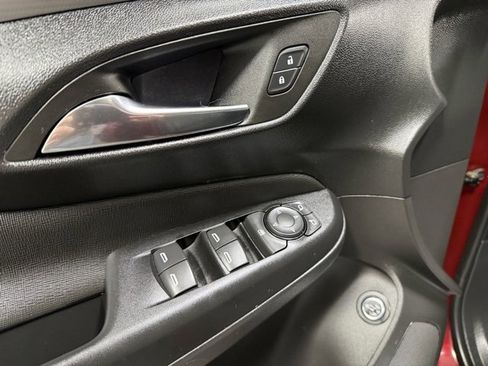 Used 2024 Buick Envista Avenir image 19