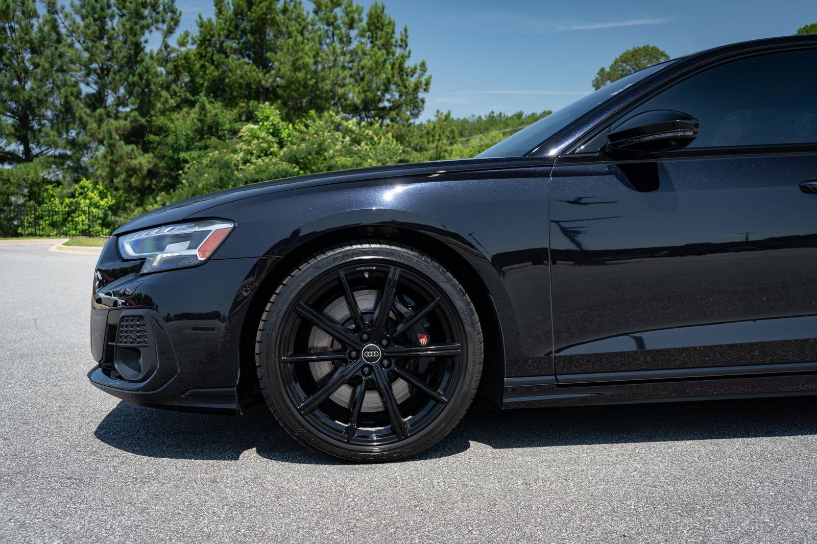 Used 2024 Audi S8 AWD/4WD image 14