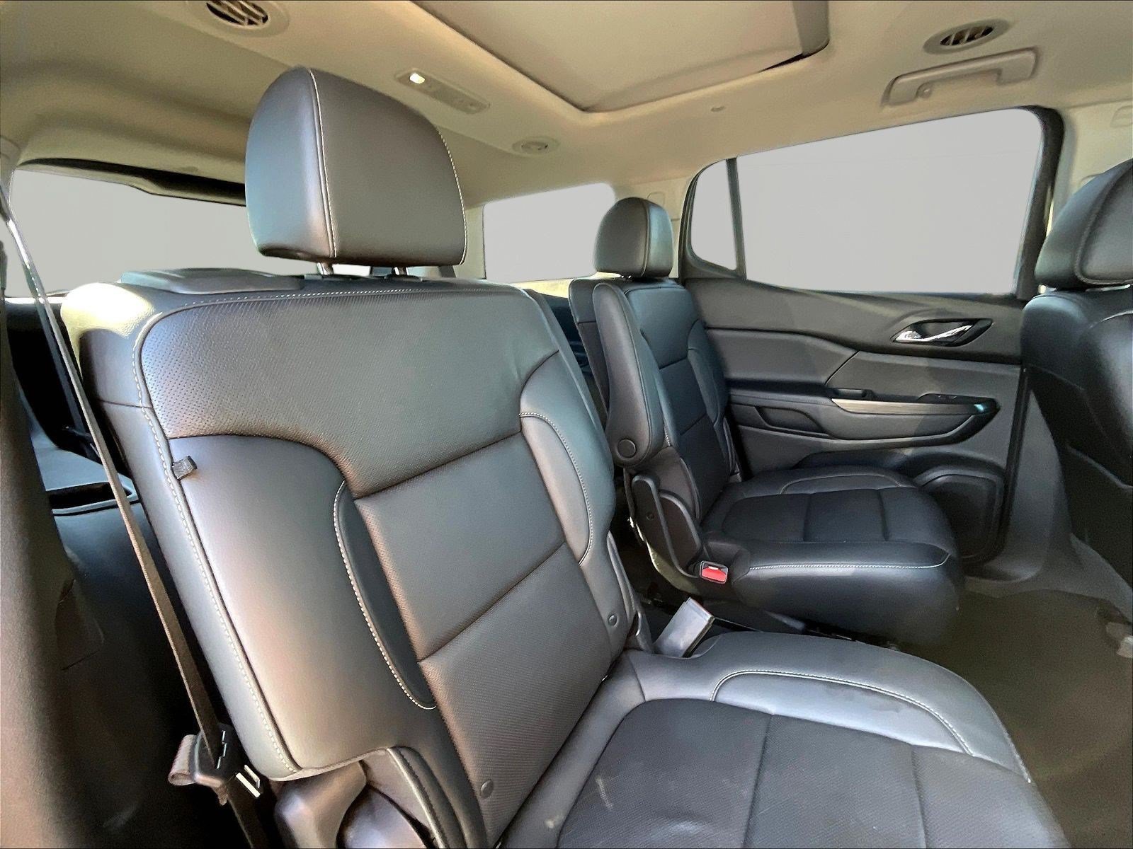 Used 2021 GMC Acadia SLT w/ Elevation Edition AWD/4WD image 25