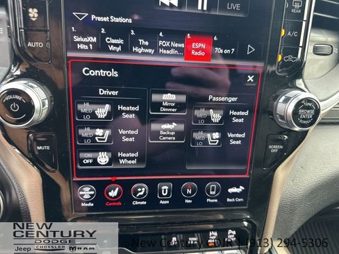 Used 2021 RAM 1500 Laramie AWD/4WD image 34