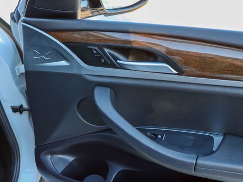 Used 2019 BMW X3 sDrive30i w/ Driving Assistance Package image 35