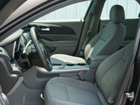 Used 2013 Chevrolet Malibu LS FWD image 11