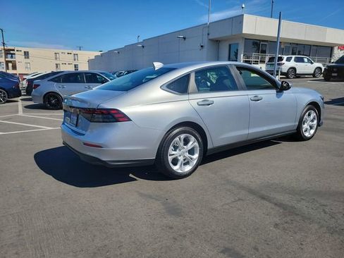 Certified 2025 Honda Accord LX image 4