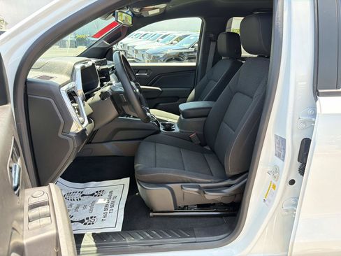 Used 2024 GMC Canyon Elevation w/ Convenience Package RWD image 18