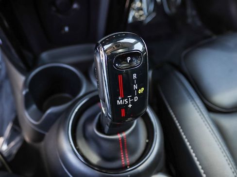 Used 2021 MINI Cooper S w/ Premium Package FWD image 23