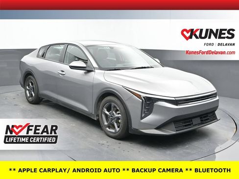 Used 2025 Kia K4 FWD image 1