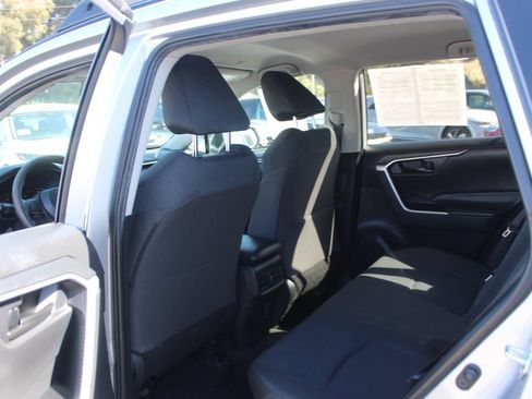 Used 2024 Toyota RAV4 LE AWD/4WD image 14