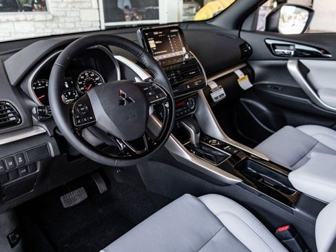 New 2025 Mitsubishi Eclipse Cross SEL image 5