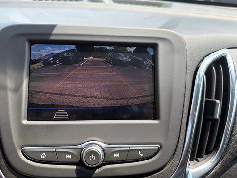 Used 2020 Chevrolet Equinox LT w/ Driver Convenience Package FWD image 21