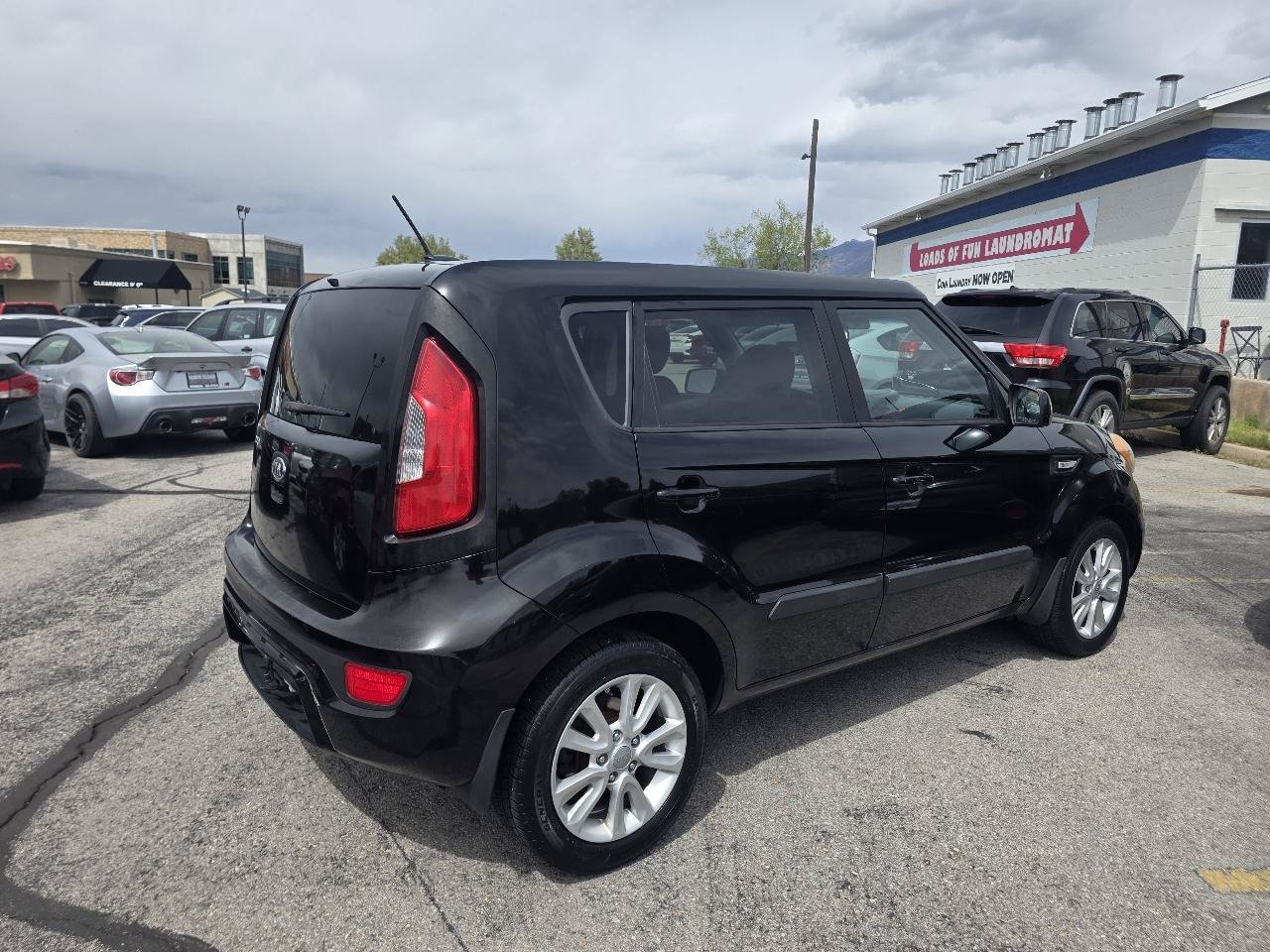 Used 2013 Kia Soul FWD image 3