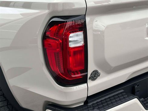 New 2026 GMC Canyon AT4X image 10