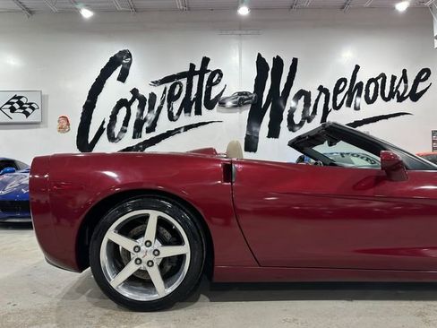 Used 2006 Chevrolet Corvette Convertible w/ Preferred Equipment Group image 4
