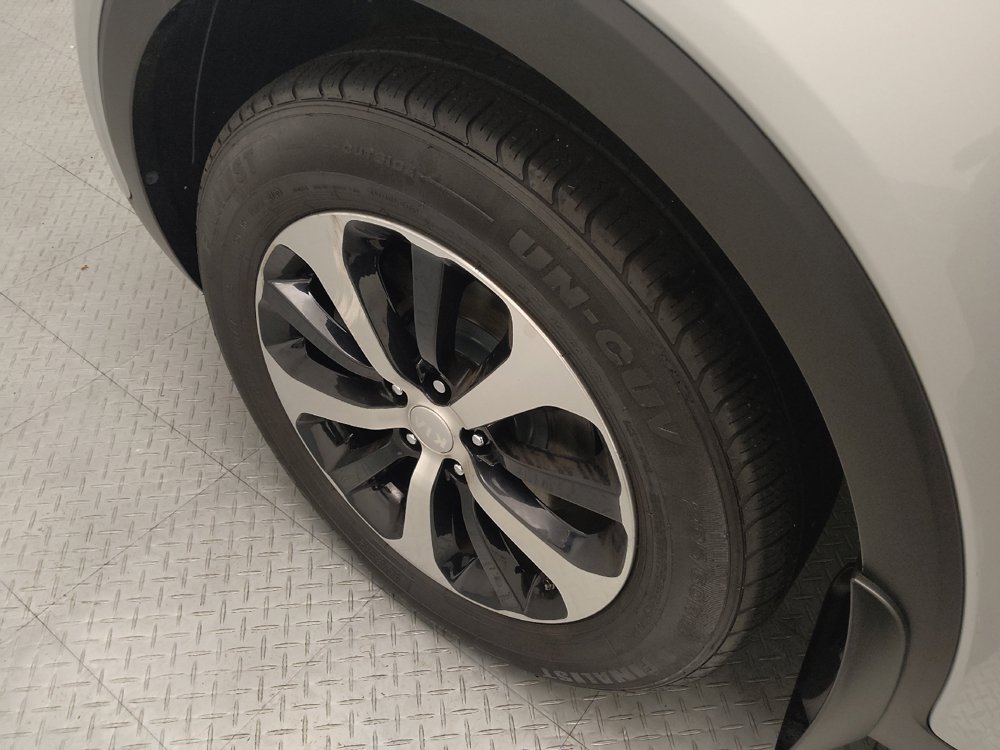 Used 2017 Kia Sorento EX FWD image 31