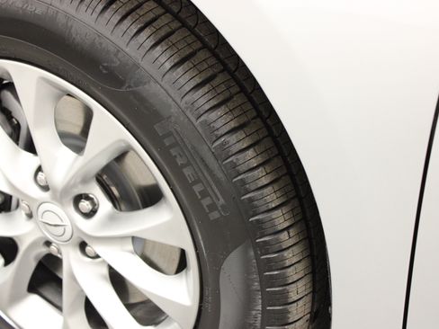 New 2026 Chrysler Pacifica Select AWD/4WD image 10