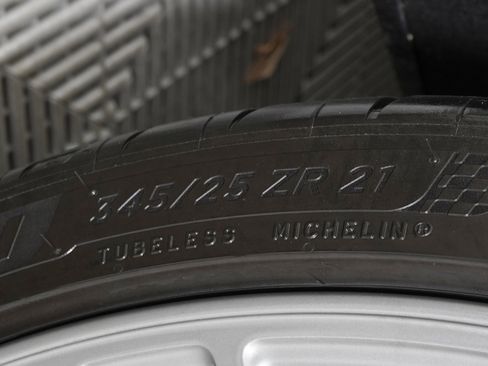 Used 2025 Chevrolet Corvette Z06 w/ Battery Protection Package image 25