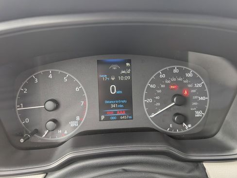 Used 2025 Toyota Corolla LE image 25