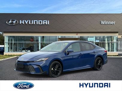 Used 2025 Toyota Camry SE w/ Convenience Package