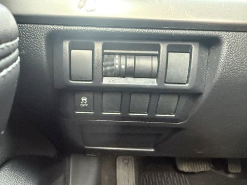 Used 2018 Subaru Outback 2.5i image 16