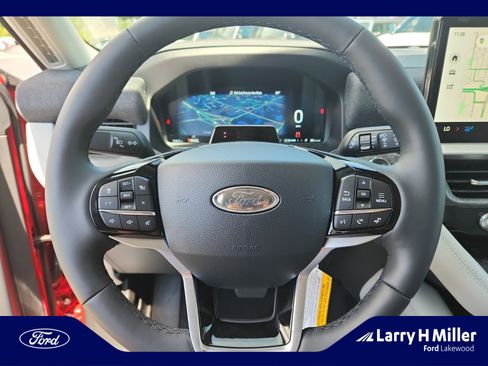 New 2025 Ford Explorer Platinum w/ LUX Leather Package image 9