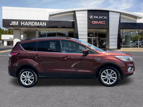 Used 2018 Ford Escape SE FWD image 8