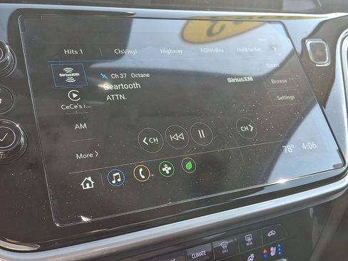 Certified 2023 Chevrolet Bolt EUV Premier w/ Super Cruise Package image 17