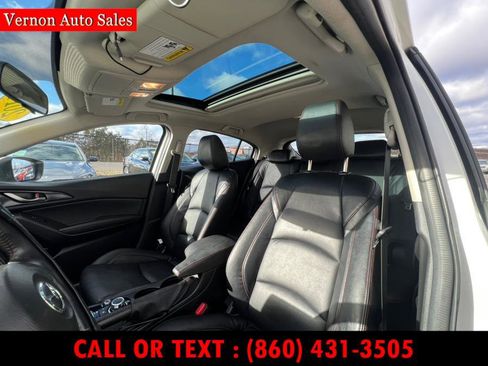 Used 2014 MAZDA MAZDA3 i Grand Touring image 11