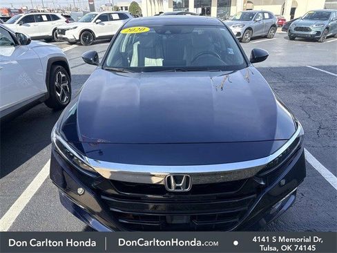 Used 2020 Honda Accord Touring image 2