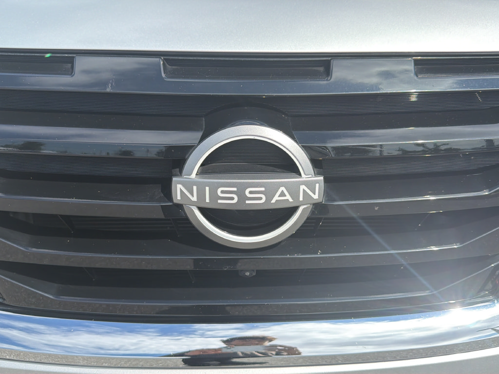 Certified 2025 Nissan Pathfinder SL FWD image 49