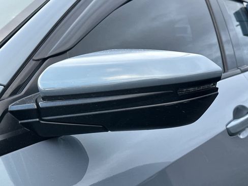 Used 2018 Honda Civic Sport Touring image 9