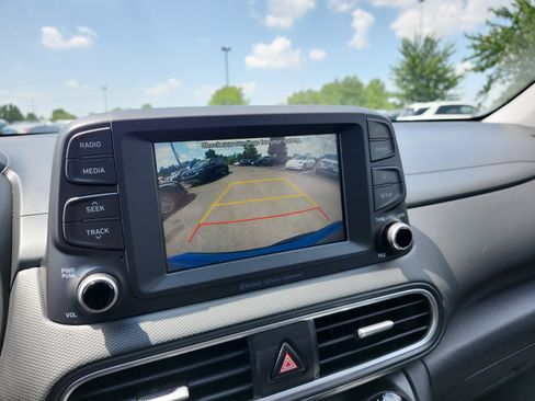 Used 2020 Hyundai Kona SEL FWD image 17