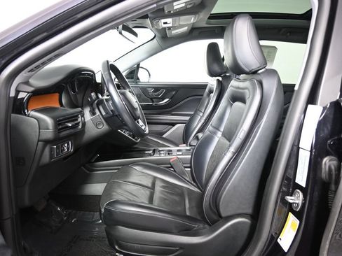 Used 2022 Lincoln Corsair Reserve AWD/4WD image 21