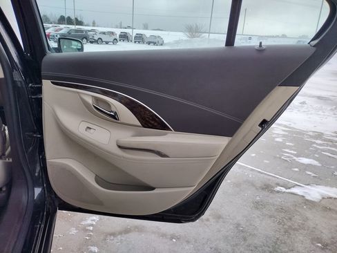 Used 2014 Buick LaCrosse Leather image 19