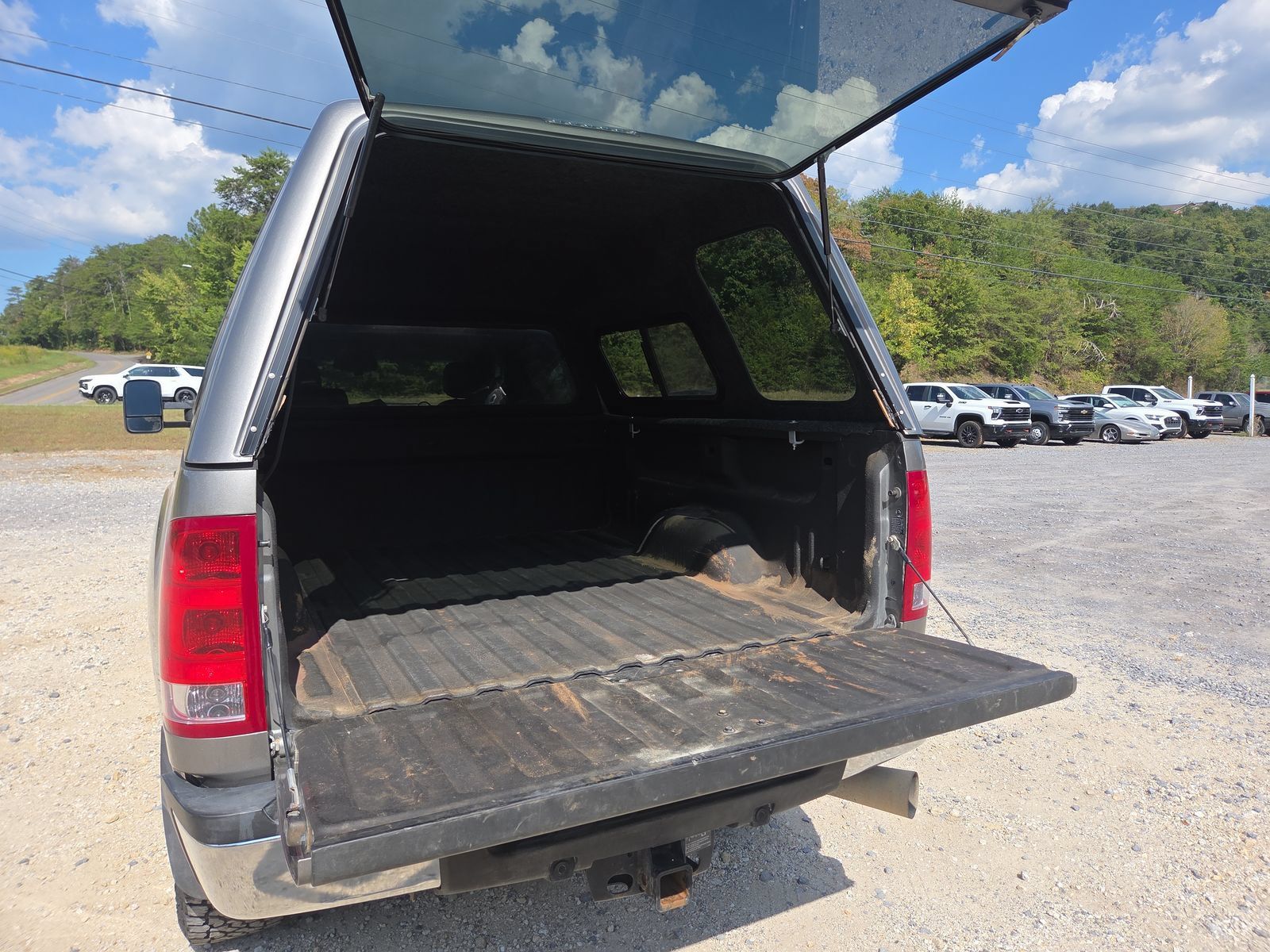 Used 2014 GMC Sierra 2500 SLE w/ HD SLE Premium Package AWD/4WD image 25