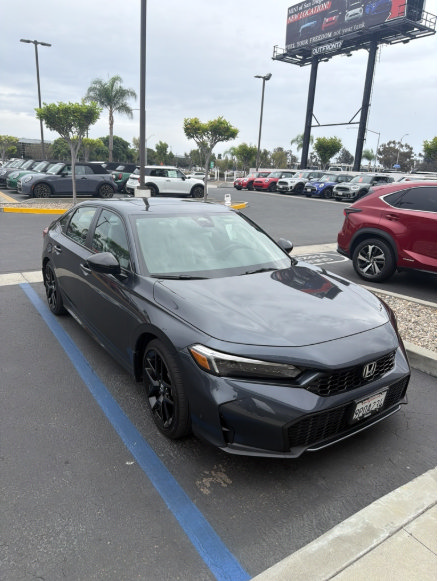 Used 2025 Honda Civic Sport image 1