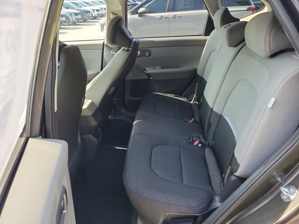New 2027 Kia Seltos S FWD image 15