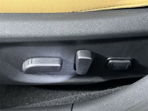 New 2025 Nissan Sentra SV w/ SV Premium Package image 14