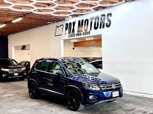 Used 2014 Volkswagen Tiguan R-Line AWD/4WD image 1