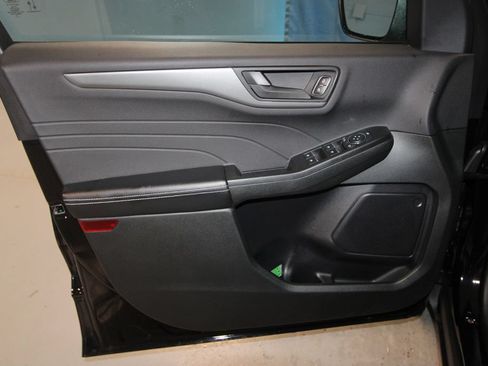 Used 2023 Ford Escape Active AWD/4WD image 5