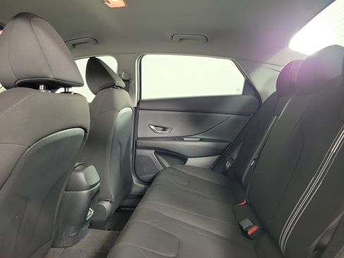 New 2025 Hyundai Elantra Blue image 29