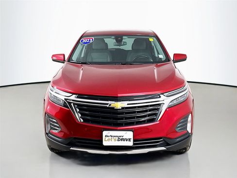 Used 2023 Chevrolet Equinox LT image 3