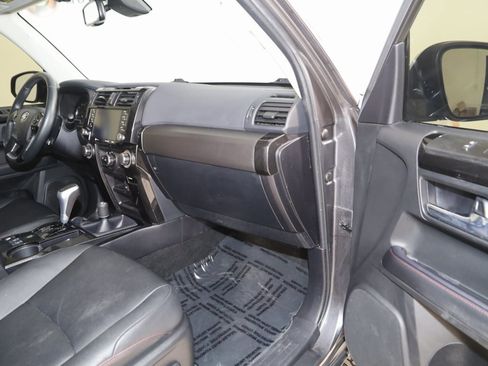 Used 2022 Toyota 4Runner TRD Off-Road Premium image 42