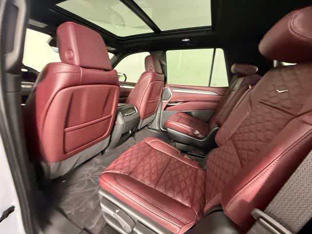 New 2026 Cadillac Escalade Luxury w/ Touring Package AWD/4WD image 24