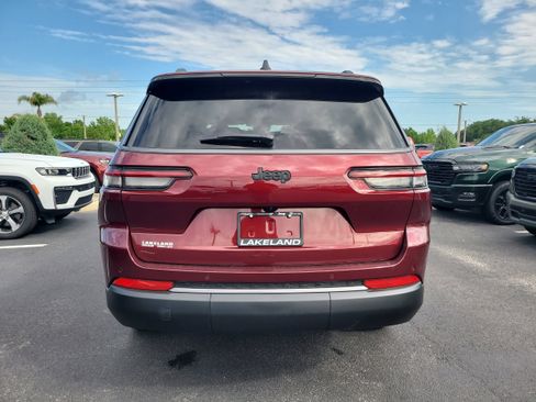 New 2026 Jeep Grand Cherokee L 2WD image 7