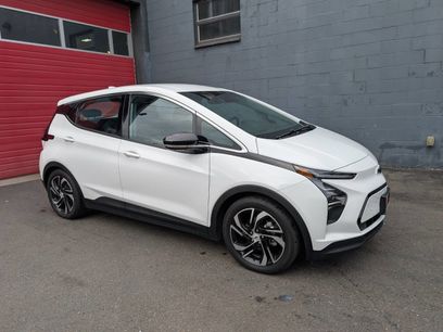 Used 2022 Chevrolet Bolt LT w/ Infotainment Package