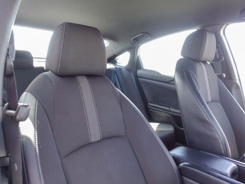 Used 2019 Honda Civic Sport image 15