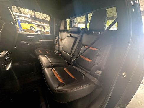 Used 2023 GMC Sierra 2500 AT4 w/ AT4 Premium Plus Package AWD/4WD image 26
