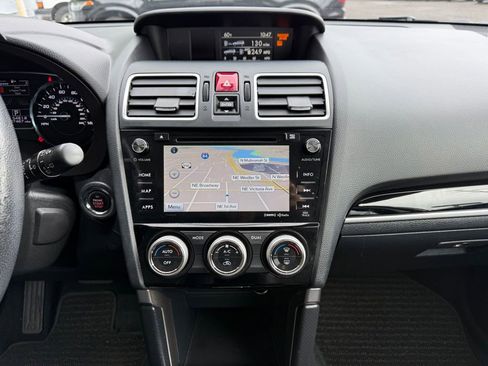 Used 2018 Subaru Forester 2.5i Touring w/ Popular Package #2 AWD/4WD image 20